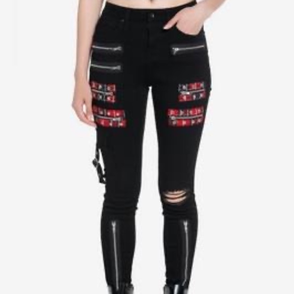 Hot Topic Black and Red Plaid Zipper Jeans